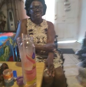 Meet your Posher, Carolyn